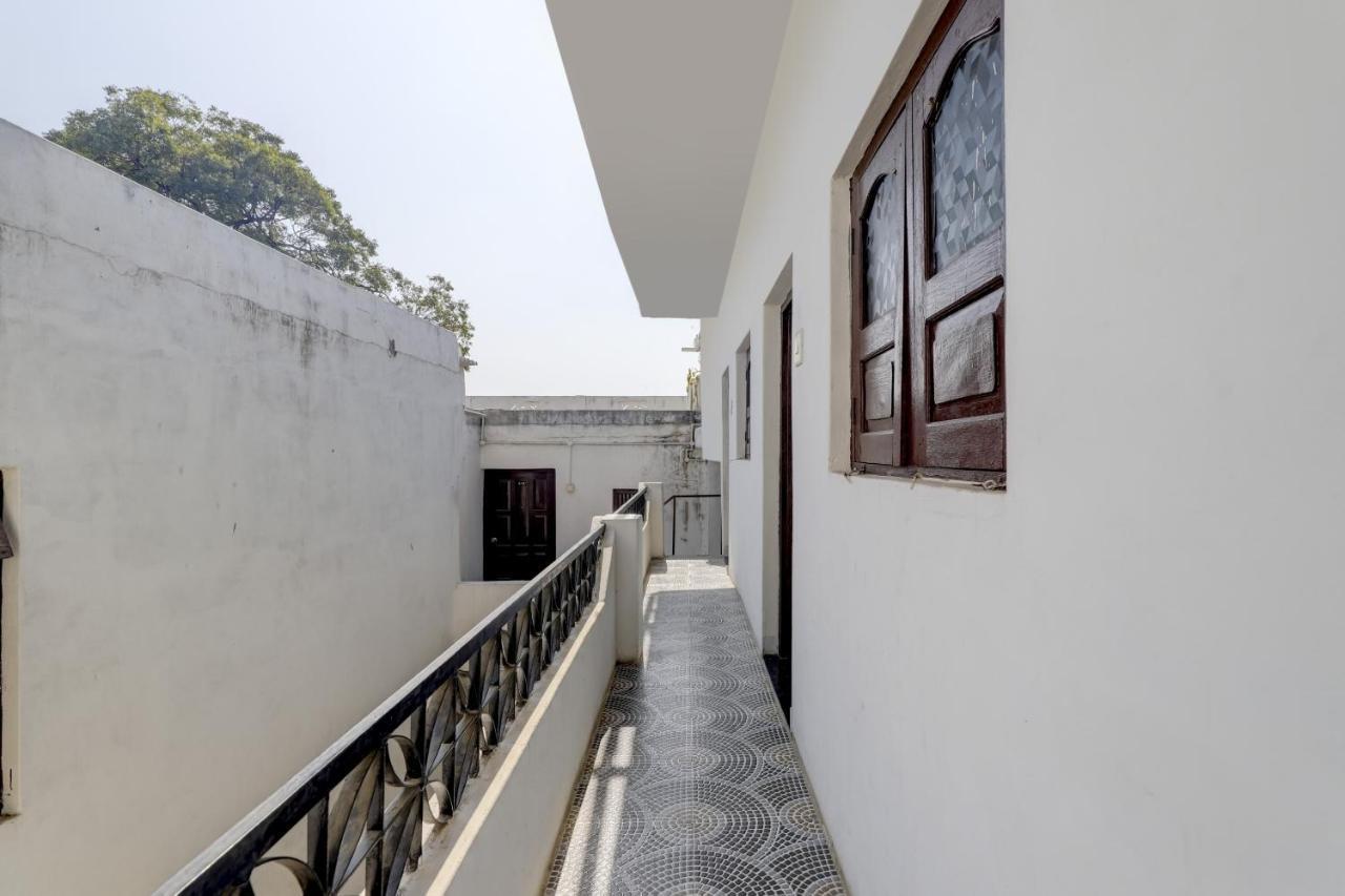 Spot On 71130 Hotel Shiv Krupa Anjār Exterior photo
